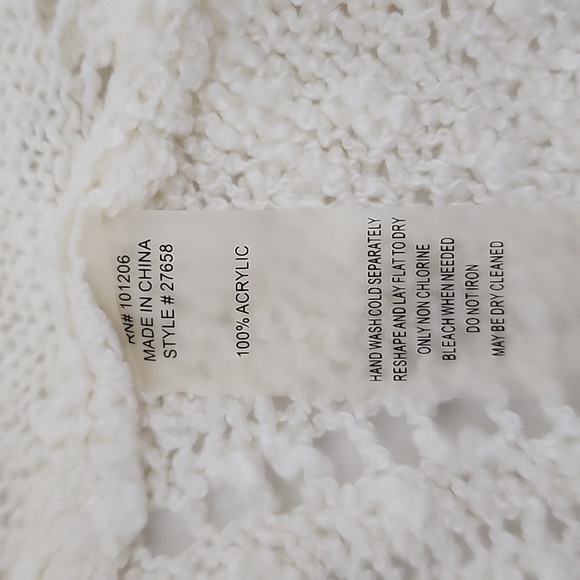 Soft Surroundings Cream Asymmetric Hem Sweater Size L - Picture 13 of 13